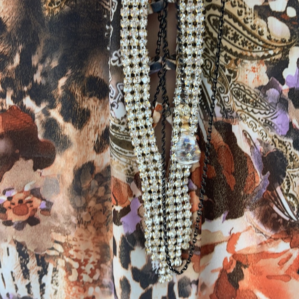 LUX Dress - Picture 3 of 5